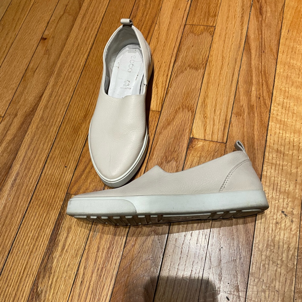 Gillian Slip On Sneaker Casual Leather Fashion Sneakers  moccasins minimalist